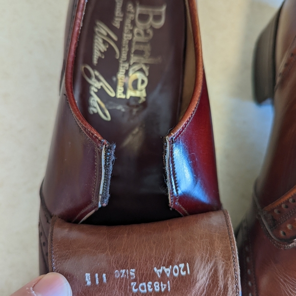 Barker's of Earls Barton England - Picture 5 of 9